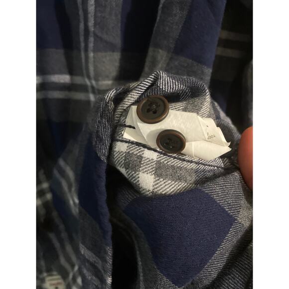 Lucky Brand flannel button down shirt men size L navy gray plaid cotton classic - Picture 4 of 5